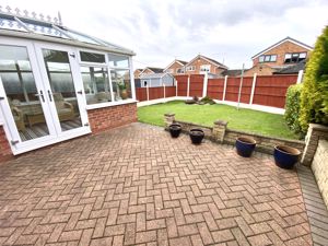 Photo 11- click for photo gallery